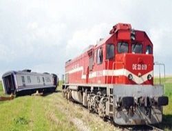 Ankara treni raydan çıktı