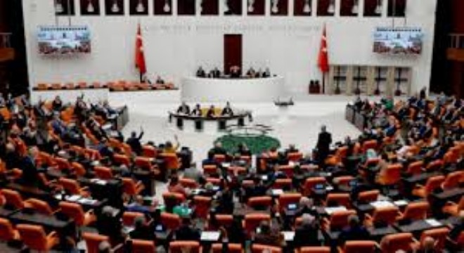 Emekliler İçin Düzenleme TBMM’de Kabul Edildi