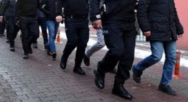 FETÖ Operasyonunda 40 Gözaltı
