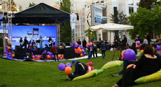 Süpürge festival için havalandı