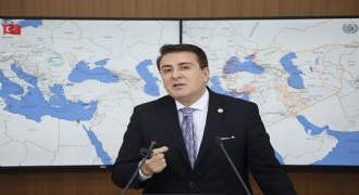 Aydemir: Türkiye soğukkanlı diplomasiyle hem Doğu Akdeniz hem Suriye eksenindeki riskleri izliyor