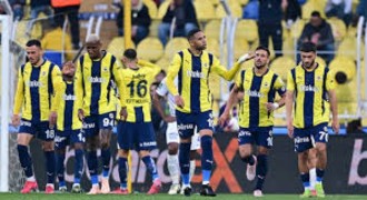 Fenerbahçe, Antalyaspor Deplasmanına Çıkıyor